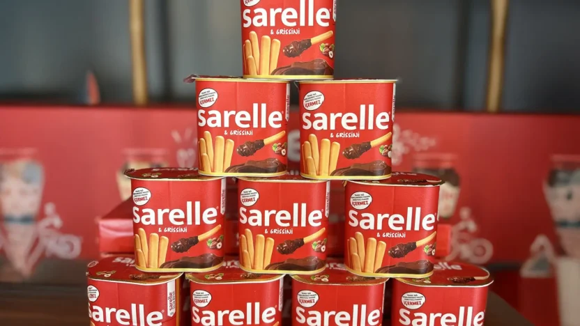 Sarelle atistirmalik urun gamini kavanozdan batirmalik seceneklere genisleterek cesitliligini artiriyor.