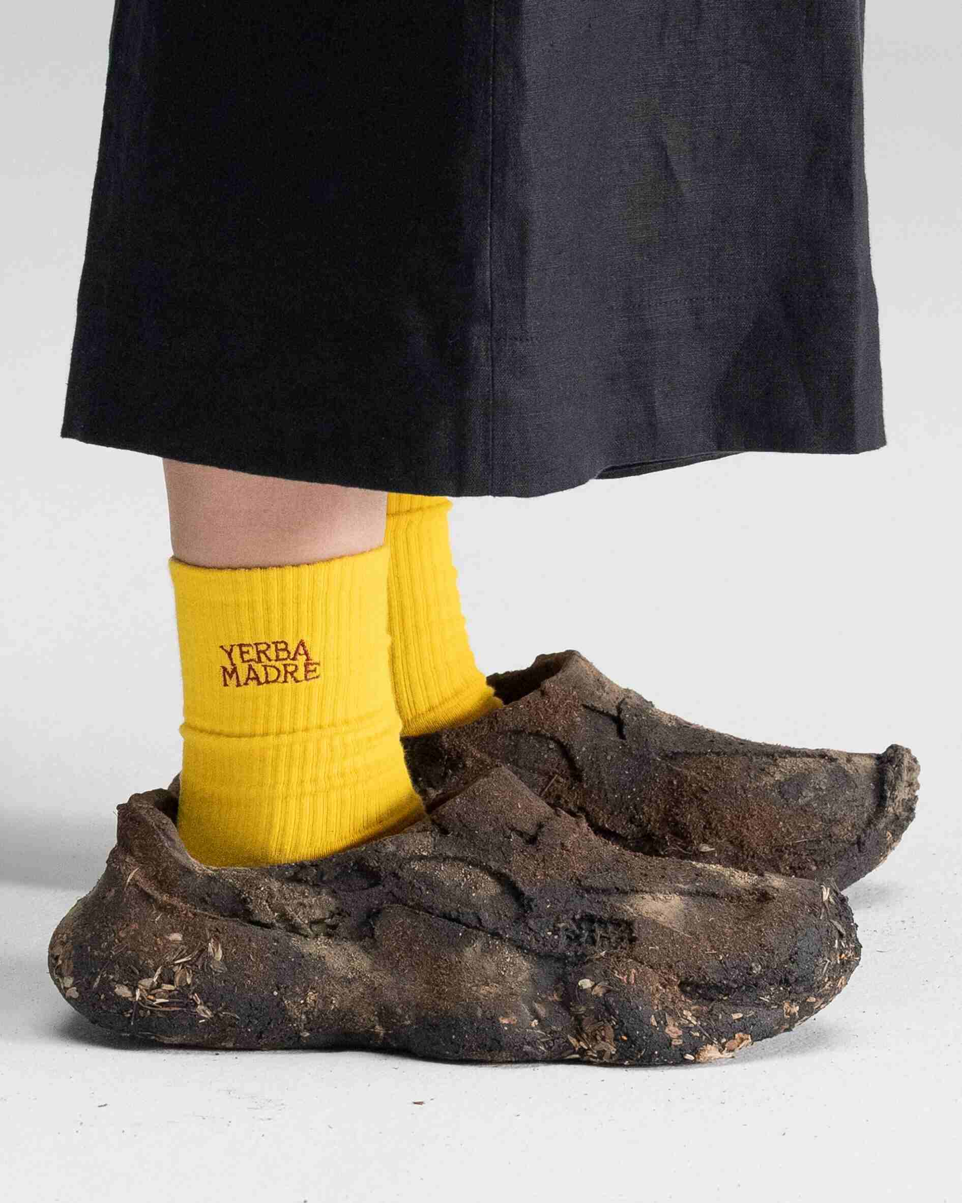 dirt shoes.6 1