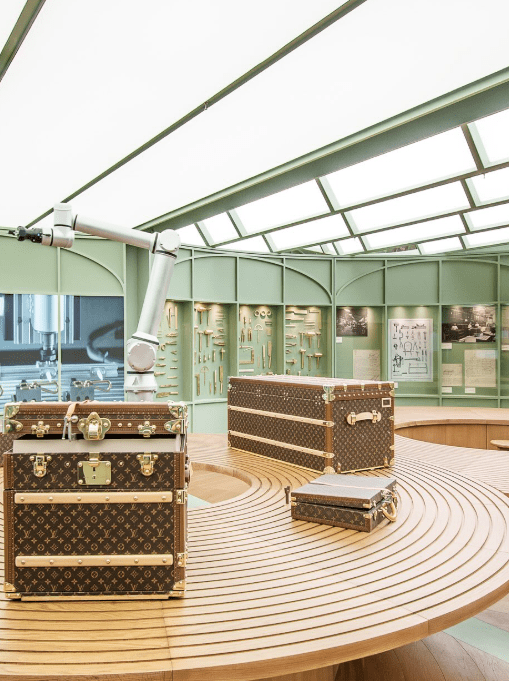louis vuitton.3