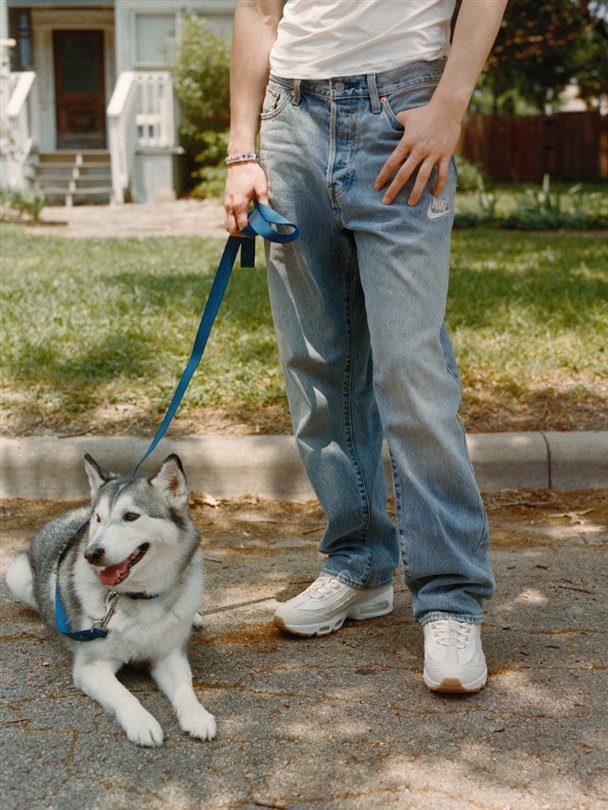 nike levis.4