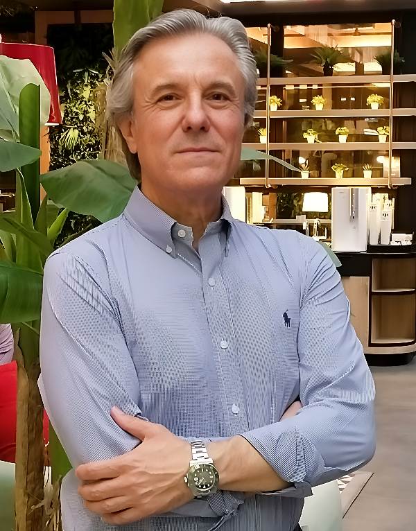 Hakan Erdemli, OBASE’in Chief Commercial Officer’ı Oldu 2 Hakan Erdemli