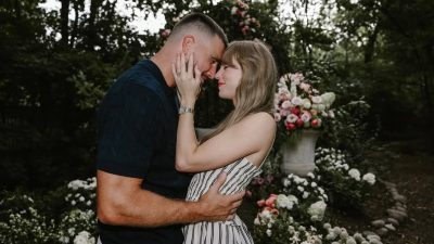 Taylor Swift ve Travis Kelce Nişanı