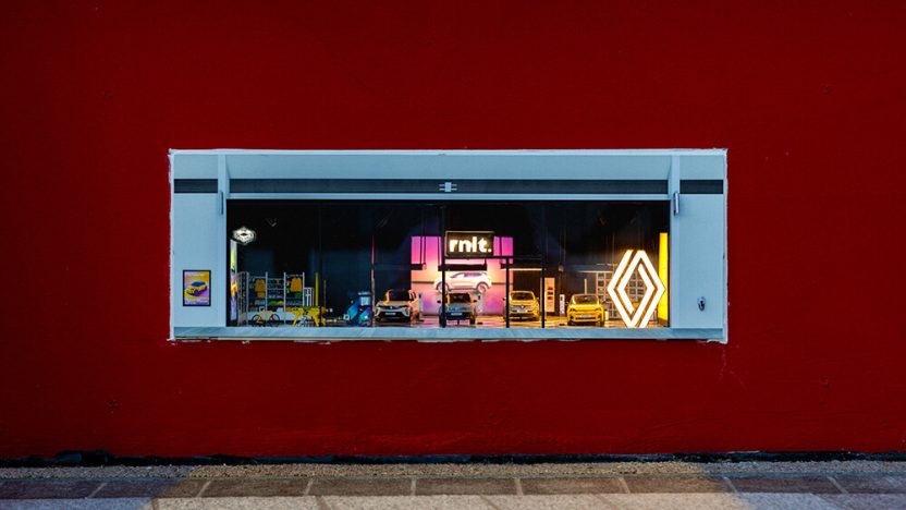 Renault RNLT showroom