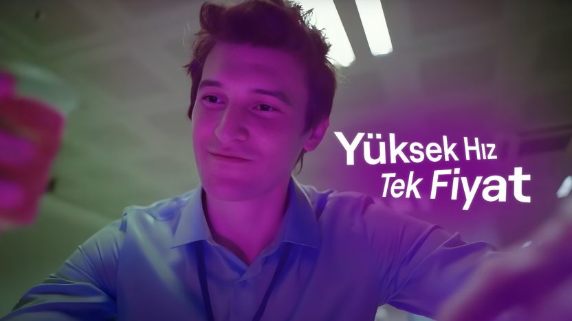 Turknet yenilenen marka kimliği