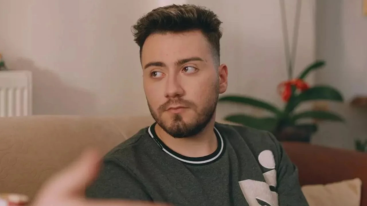 Enes Batur Youtube Kanalını Kapattı