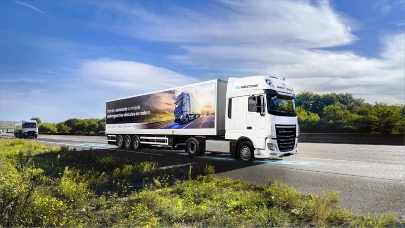 Kablosuz Şarjlı Otoyol Gerçek Oldu: Elektrikli Araçlarda Yeni Dönem Başladı 2 Kablosuz Sarjli Otoyol 3