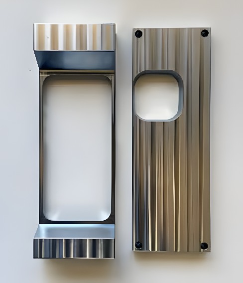 2,7 Kg iPhone Kılıfı Akıllı Telefon Bağımlılığına Ağırlığını Koyuyor 3 27 Kg iPhone Kilifi 2 2