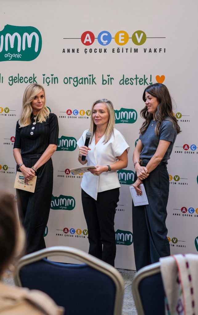 Humm Organic ve AÇEV’den Sağlıklı Gelecek Hamlesi: Her Çocuğun Sofrasına Organik Destek 6 Humm Organic ve ACEV 5