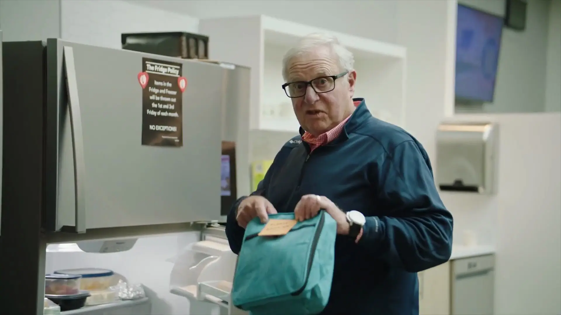 Columbia CEO’su, Dünya’nın Düz Olduğunu Kanıtlayana Şirketi Vermeye Hazır 3 Columbia 3