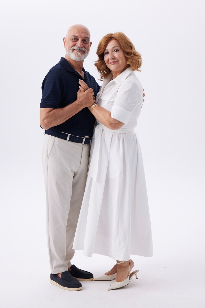 Dikey Dizi Fırtınası Türkiye’de: “Yeni Nesil Aile” 128 Milyon Görüntülenmeyle Rekor Kırdı 4 Yeni Nesil Aile 2 1