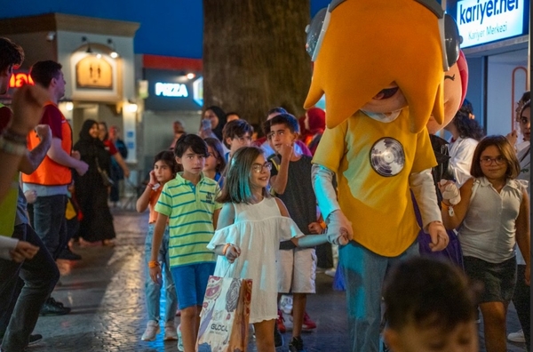 KidZania İstanbul'da Yarıyıl Tatili "Karne Partisi" ile Başlıyor 2 KidZania İstanbul