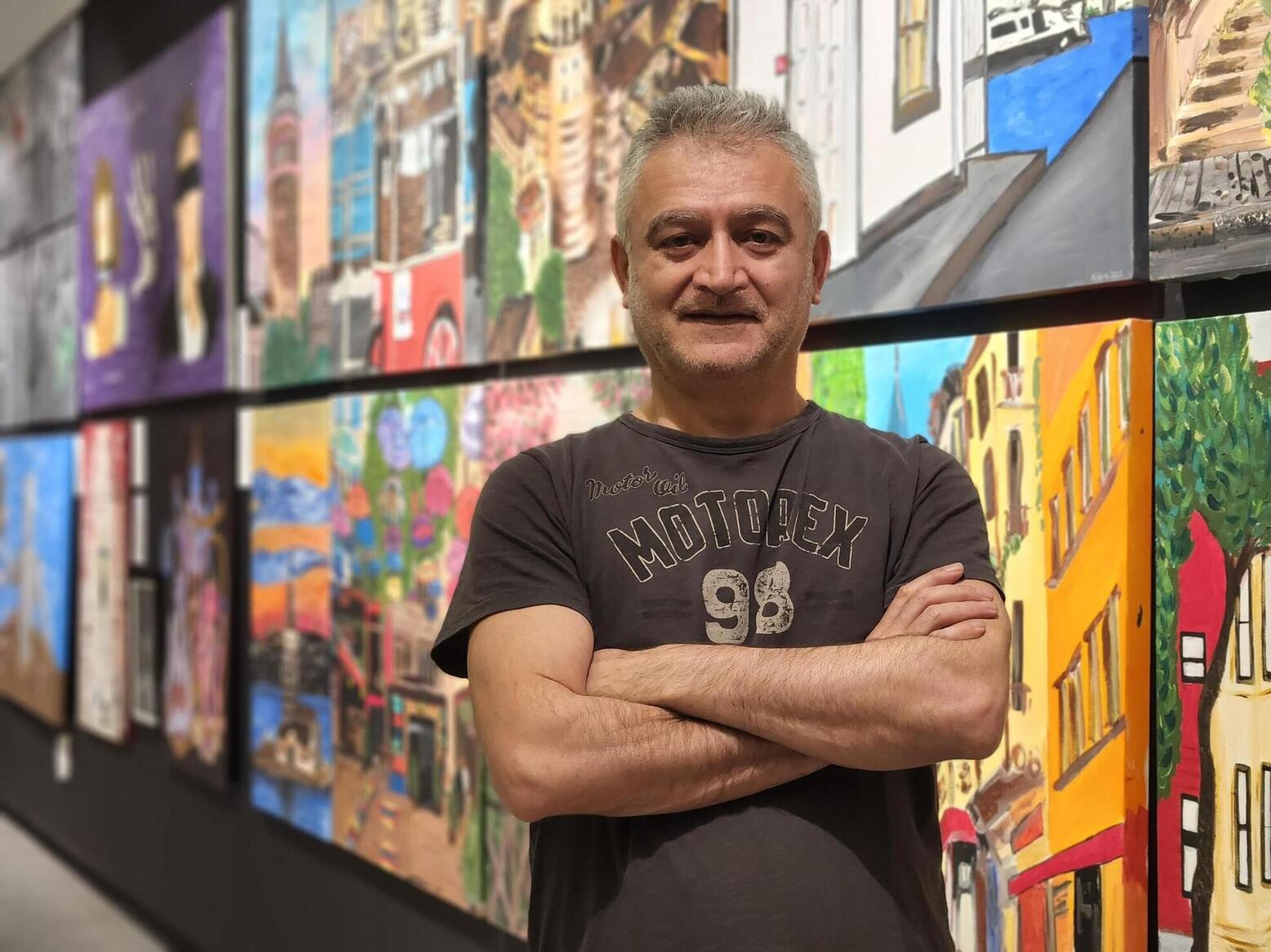 Gazi Selcuk bienal direktoru 1