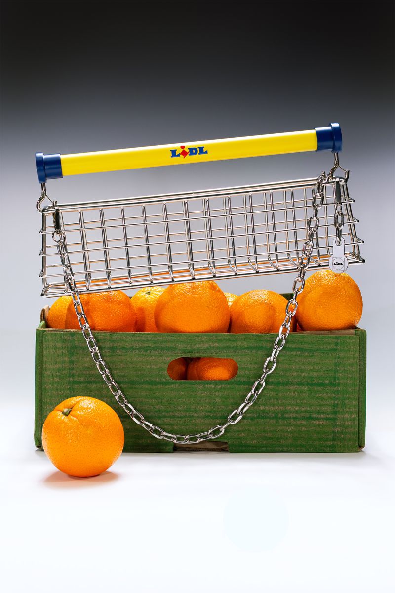 Lidl Market Arabası Çarpıcı Bir El Çantasına Dönüştürüldü 3 lidl ek1