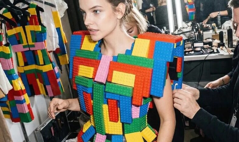 LEGO