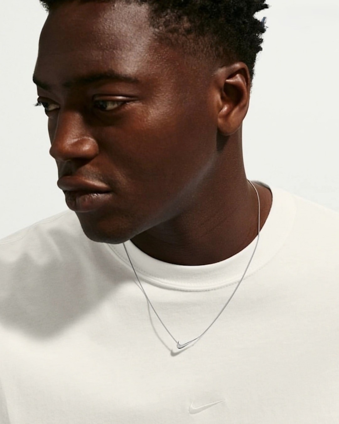 Nike, Swoosh Logosunu Takı Koleksiyonuna Taşıyor 3 NIKE55