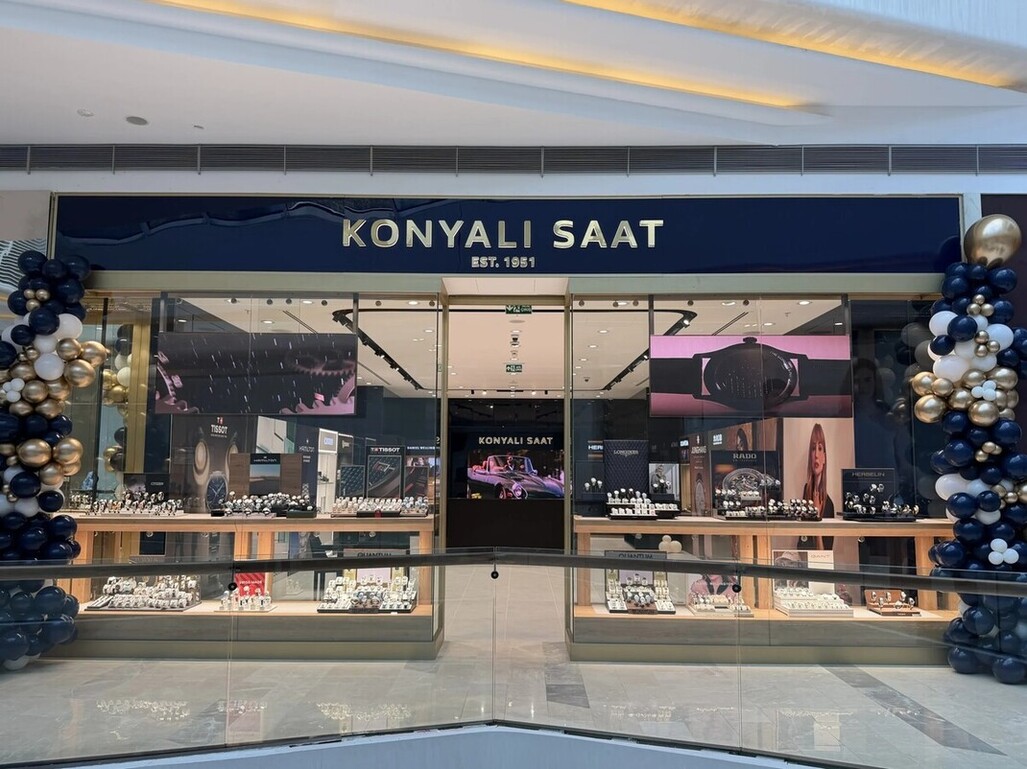 Konyalı Saat, 75. Yılında Marka Kimliğini Yeniledi 3 konyali saat kapak 1